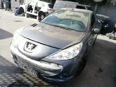 Vehicul casat PEUGEOT 206+ Básico al anului 2010 alimentat HFX