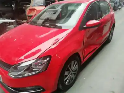Verschrottungsfahrzeug VOLKSWAGEN POLO (6C1) Advance BlueMotion des Jahres 2014 angetrieben CUS