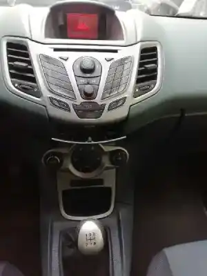 Здавання транспортного засобу ford fiesta vi (cb1, ccn) 1.25 року 2009 потужний snjb