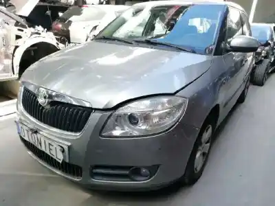 Vehículo de desguace SKODA FABIA (5J2 ) Style del año 2008 con motor BNV