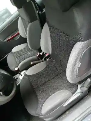 Veículo de Sucata citroen c2 vtr do ano 2003 alimentado kfv