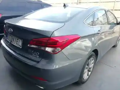 Vehicul casat HYUNDAI I40 Comfort al anului 2018 alimentat D4FD