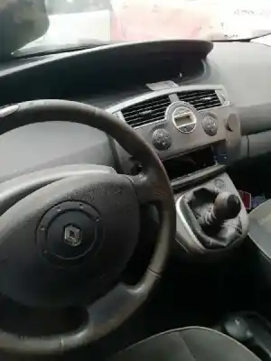 Здавання транспортного засобу renault grand scénic ii (jm0/1_) 1.9 dci (jm0g jm12 jm1g jm2c) року 2004 потужний f9q d8