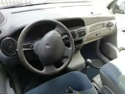 Hurda Aracı renault scenic (ja..) 1.9 dti diesel 80 cv / 59 kw yılın 2001 güçlü f9q q7