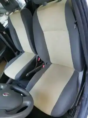 Veicolo di demolizione fiat panda (169) 1.2 8v dynamic dell'anno 2008 alimentato 188a4000