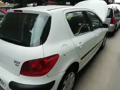 Vehículo de desguace PEUGEOT 307 (S1) XR Clim del año 2003 con motor RHY