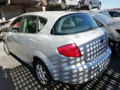 Sloopvoertuig SEAT TOLEDO (5P2) Stylance / Style van het jaar 2005 aangedreven BKD