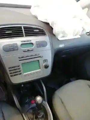 Sloopvoertuig seat toledo (5p2) stylance / style van het jaar 2005 aangedreven bkd