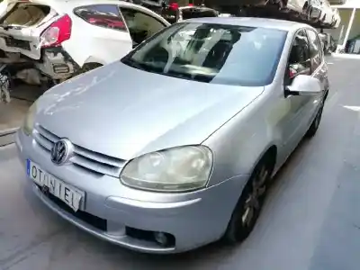 Vehículo de desguace VOLKSWAGEN GOLF V BERLINA (1K1) 1.9 TDI del año 2004 con motor BKC