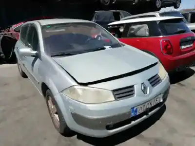 Verschrottungsfahrzeug RENAULT MEGANE II BERLINA 5P  des Jahres 2005 angetrieben F9Q B8