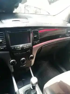 Здавання транспортного засобу ssangyong korando limited 4x2 року 2013 потужний 671950