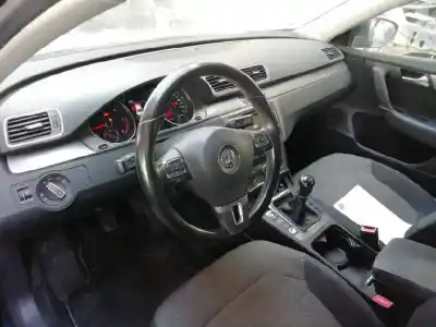 Veículo de Sucata volkswagen passat lim. (362) 2.0 tdi do ano 2014 alimentado cff