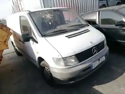 Veículo de Sucata MERCEDES-BENZ VITO (W638) COMBI 110 D Euro 2 (638.174) do ano 1999 alimentado 601D23LA