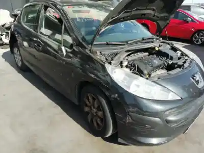 Véhicule à la ferraille PEUGEOT 207 SW Confort de l'année 2007 alimenté 8FS