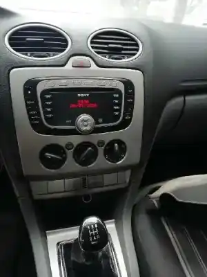 Veicolo di demolizione ford focus lim. (cb4) econetic dell'anno 2009 alimentato g8db