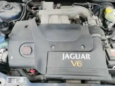 Scrapping Vehicle jaguar x-type i (x400) 2.5 v6 a las 4 ruedas of the year 2002 powered xb