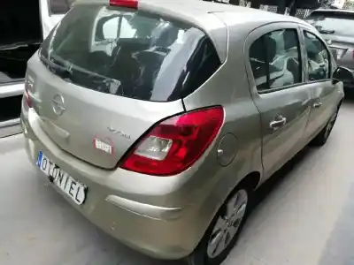 Veículo de Sucata opel corsa d 1.3 16v cdti do ano 2008 alimentado z13dtj