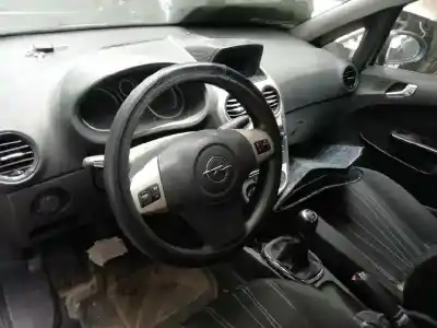 Veículo de Sucata opel corsa d 1.3 16v cdti do ano 2008 alimentado z13dtj