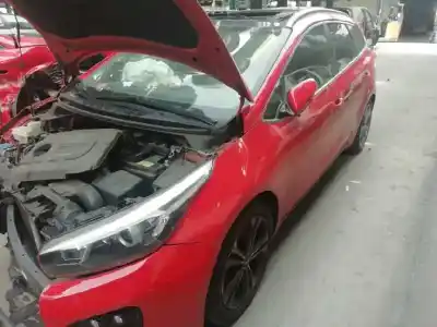 Veicolo di demolizione KIA CEE'D SPORTSWAGON (JD) 1.6 CRDI 136 dell'anno 2016 alimentato D4FB