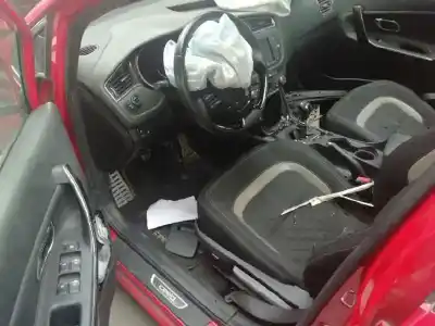 Veículo de Sucata kia cee'd sportswagon (jd) 1.6 crdi 136 do ano 2016 alimentado d4fb