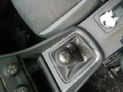 Здавання транспортного засобу seat leon (5f1) reference ecomotive року 2015 потужний dbka