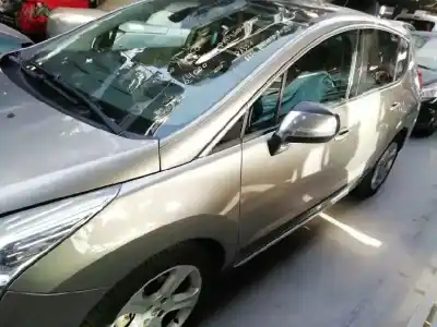 Veículo de Sucata peugeot 3008 confort do ano 2010 alimentado 9hz