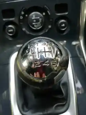 Veículo de Sucata peugeot 3008 confort do ano 2010 alimentado 9hz