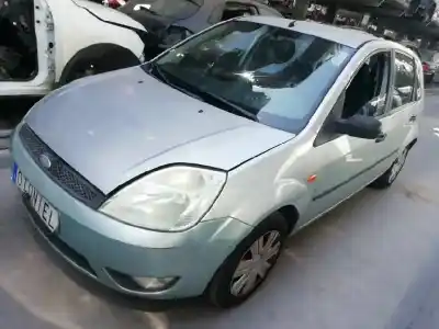 Véhicule à la ferraille ford fiesta (cbk) 1.4 tdci cat de l'année 2004 alimenté f6ja