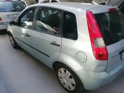 Véhicule à la ferraille ford fiesta (cbk) 1.4 tdci cat de l'année 2004 alimenté f6ja
