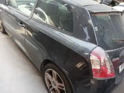 Scrapping Vehicle fiat stilo (192_) 1.6 16v (192_xb1a) of the year 2004 powered 182 b6.000