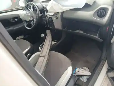 Veículo de Sucata toyota aygo (_b4_) 1.0 (kgb40) do ano 2017 alimentado 1kr