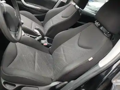 Veículo de Sucata peugeot 308 i (4a_, 4c_) 1.4 16v do ano 2012 alimentado 8f01