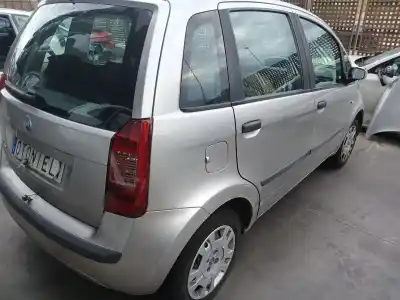 Veicolo di demolizione fiat idea van (350_) 1.4 (350bxa1a) dell'anno 2004 alimentato 843 a1.000