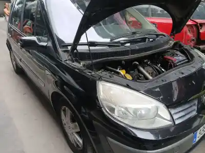 Scrapping Vehicle RENAULT SCÉNIC II (JM0/1_) 1.5 DCI (JM1E, JM16) of the year 2006 powered K9K P7
