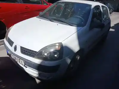 Veicolo di demolizione RENAULT CLIO II (BB_, CB_) 1.2 (BB0A, BB0F, BB10, BB1K, BB28, BB2D, BB2H, CB0A,... dell'anno 2001 alimentato D7F G7