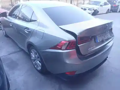 Veículo de Sucata lexus is iii (_e3_) 300h (ave30_) do ano 2014 alimentado 2ar