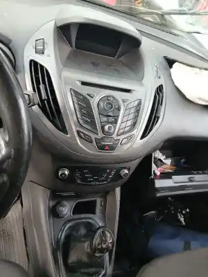 Veículo de Sucata ford transit courier b460 monospace 1.0 ecoboost do ano 2016 alimentado sfca,sfcb,sfcc,sfcd,sfce,sfcf