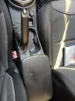 Veicolo di demolizione peugeot 308 i (4a_, 4c_) 1.6 hdi dell'anno 2011 alimentato 9hp