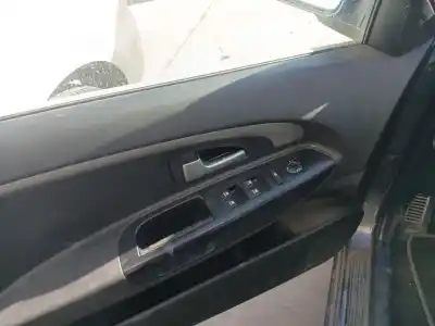 Veículo de Sucata kia cee'd fastback (ed) 2.0 crdi 140 do ano 2010 alimentado d4ea