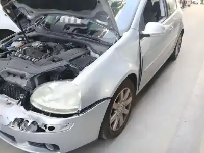 Veicolo di demolizione volkswagen golf v (1k1) 1.9 tdi dell'anno 2005 alimentato bkc
