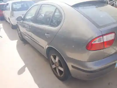 Scrapping Vehicle SEAT LEON (1M1) 1.6 16 V of the year 2004 powered BCB