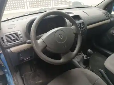 Veículo de Sucata renault clio ii (bb_, cb_) 1.5 dci (b/cb07) do ano 2004 alimentado k9k a7