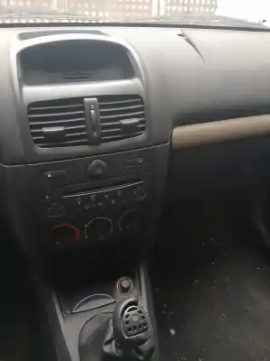 Veículo de Sucata renault clio ii (bb_, cb_) 1.5 dci (b/cb07) do ano 2004 alimentado k9k a7