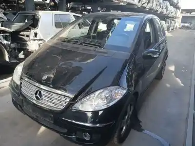 Vehículo de desguace MERCEDES CLASE A (W169)  del año 2004 con motor M 266.960