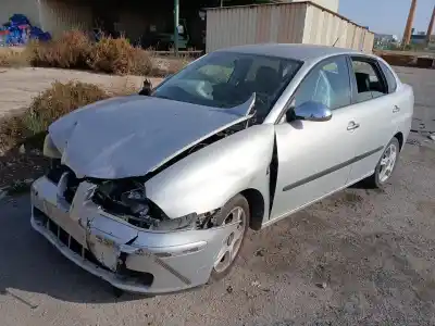 Verschrottungsfahrzeug SEAT CORDOBA (6L2) 1.9 SDI des Jahres 2004 angetrieben ASY
