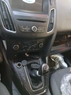 Scrapping Vehicle ford focus iii 1.0 ecoboost of the year 2017 powered m1dd