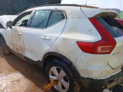 Veículo de Sucata volvo xc40 (536) t2 do ano 2021 alimentado b 3154 t9
