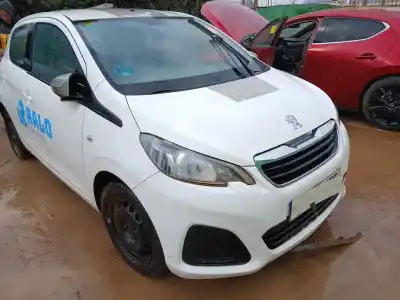 Vehicul casat peugeot 108 1.2 al anului 2017 alimentat hmt (eb2d),hmz (eb2),hmz (eb2f)
