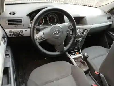 Scrapping Vehicle opel astra h gtc (a04) 1.6 (l08) of the year 2005 powered z16xep