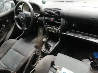 Scrapping Vehicle seat leon (1m1) 1.6 16 v of the year 2004 powered bcb